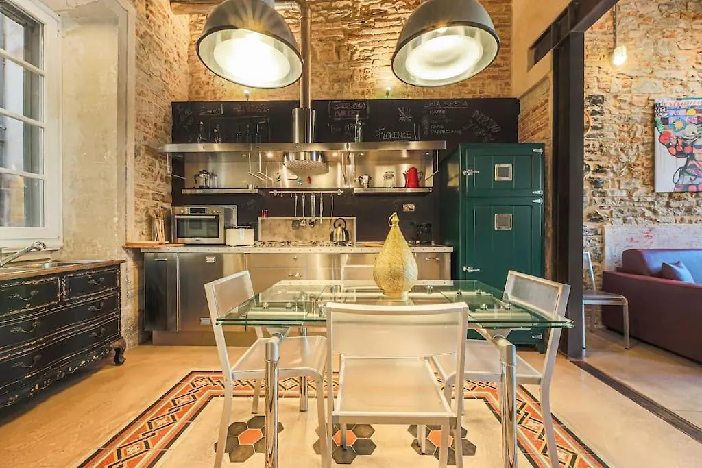 500M Ponte Vecchio - Signorile Apartment New 3Br Florence