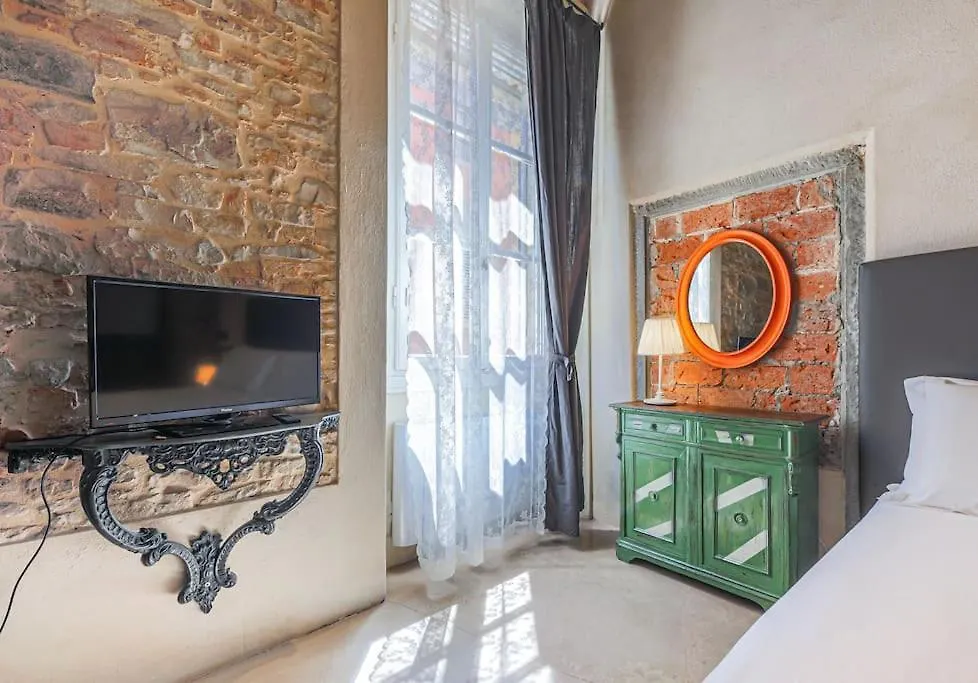 500M Ponte Vecchio - Signorile Apartment New 3Br Florence