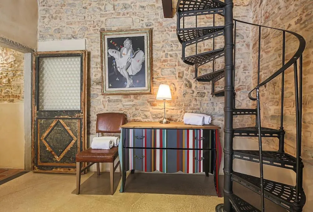 500M Ponte Vecchio - Signorile Apartment New 3Br Florence